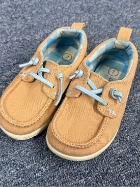 Cat & Jack Tan Canvas Kids Sneakers with Light Blue Accents Size 7